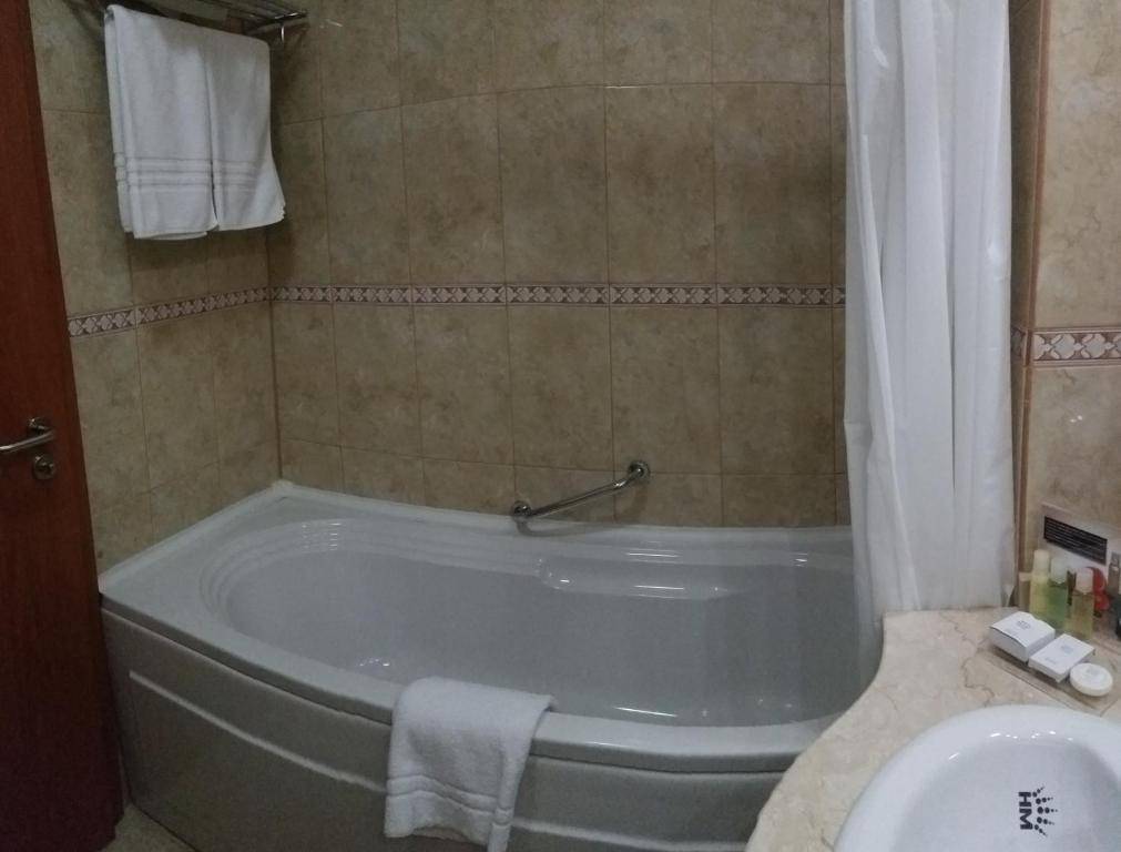 Sejur odihna la Munte 2022 Sinaia Hotel Carpathia****
