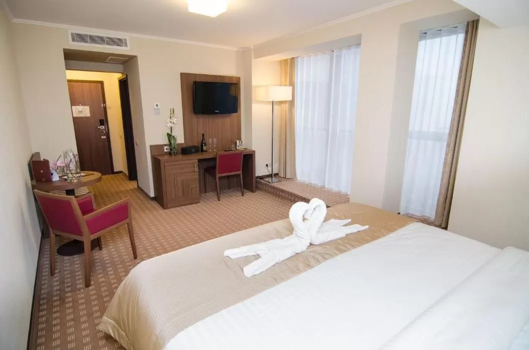 Cazare 2025 Piata Neamt Hotel Central Plaza