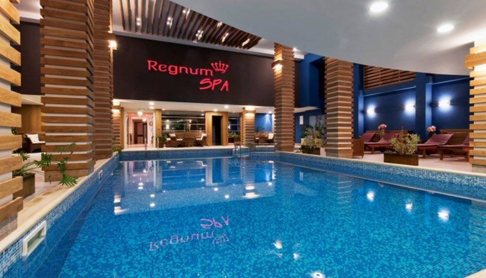 Vacanta schi 2022-2023 in Bansko Apart Hotel Regnum Bansko***** 