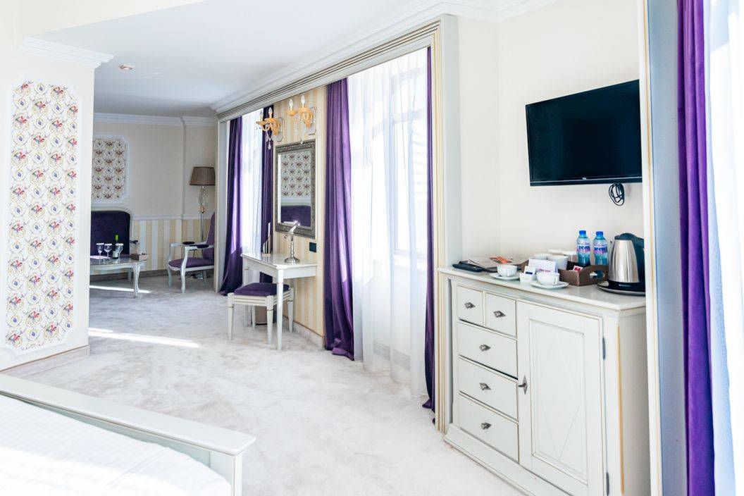 Cazare Bucuresti Phoenicia Grand Hotel****