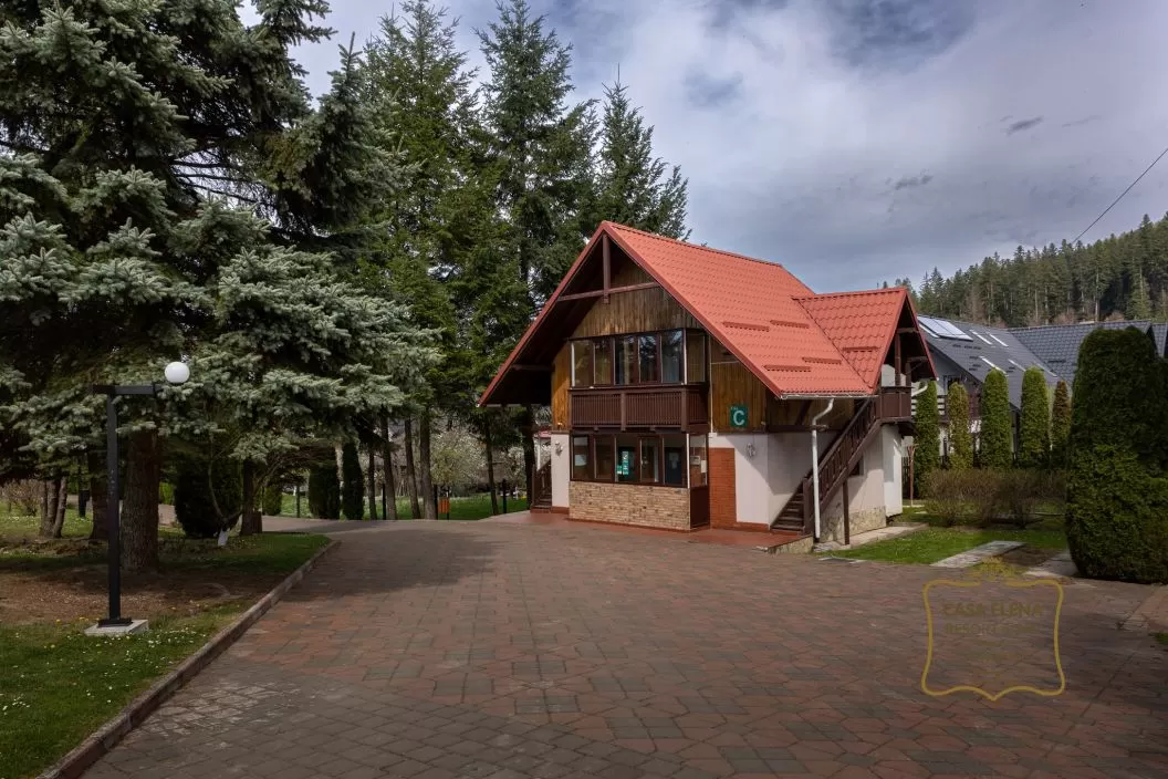 Sarbatori de Craciun 2025 Bucovina Voronet Complex Turistic Casa Elena