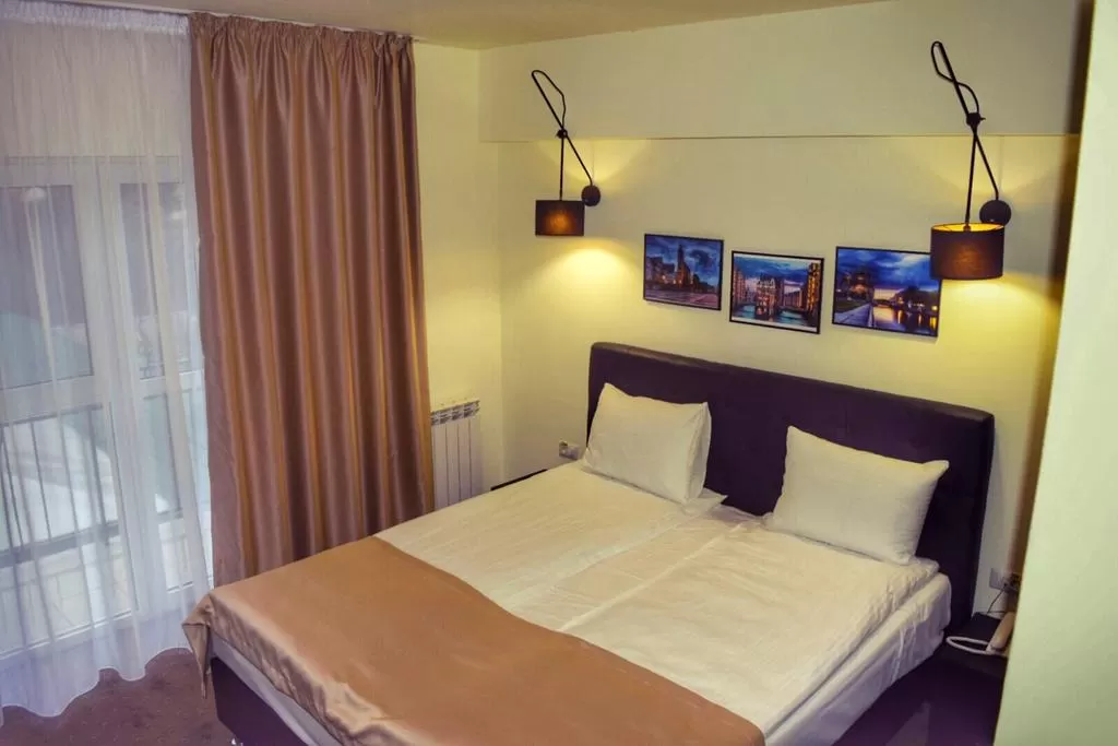 Cazare 2025 Oradea Hotel Stokker