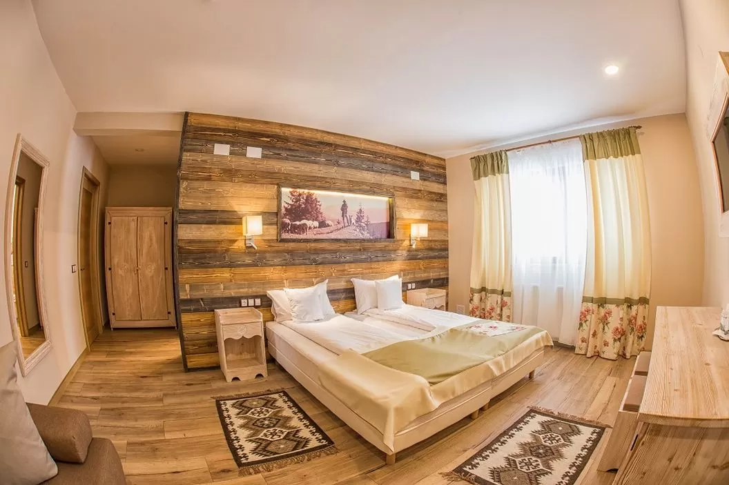 Sarbatori de Craciun 2024 Bucovina Frasin Complex Turistic Lidana
