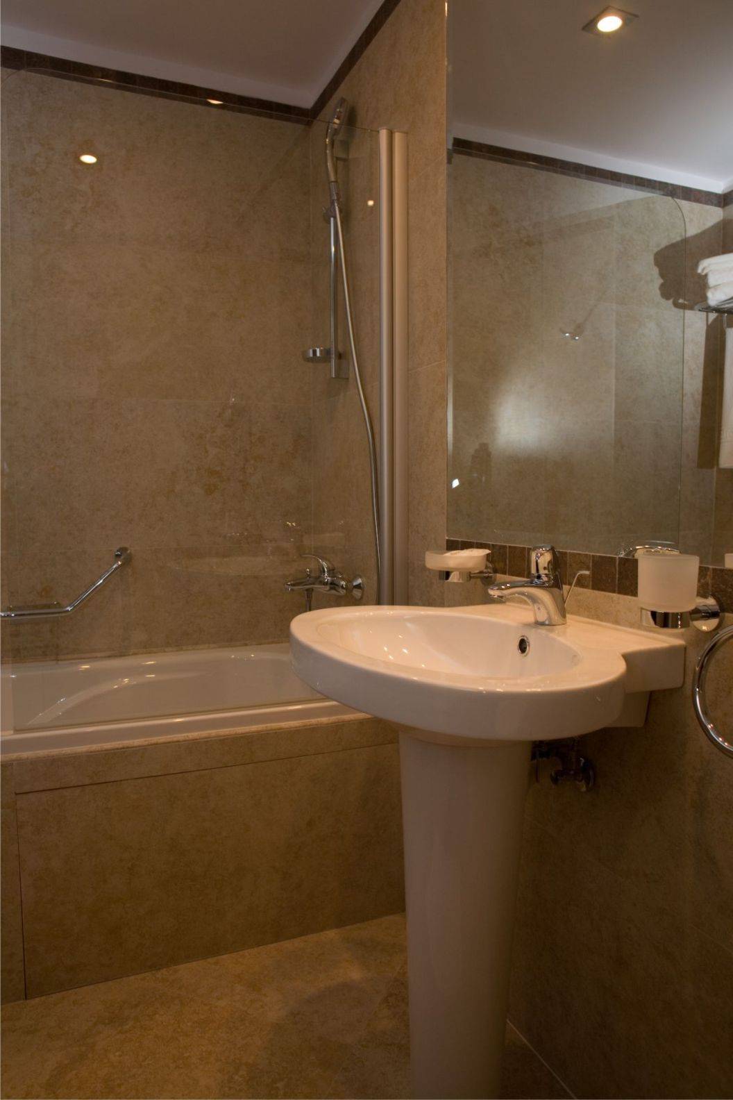 Cazare 2024-2025 Iasi Hotel Bellaria