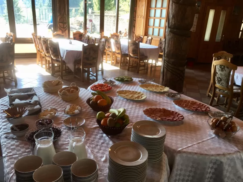 Halloween 2023 in Bucovina Manastirea Humorului Hotel Floare de Colt***