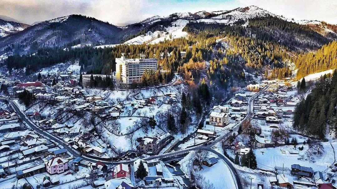 Vacanta la Munte Voineasa Hotel Lotru