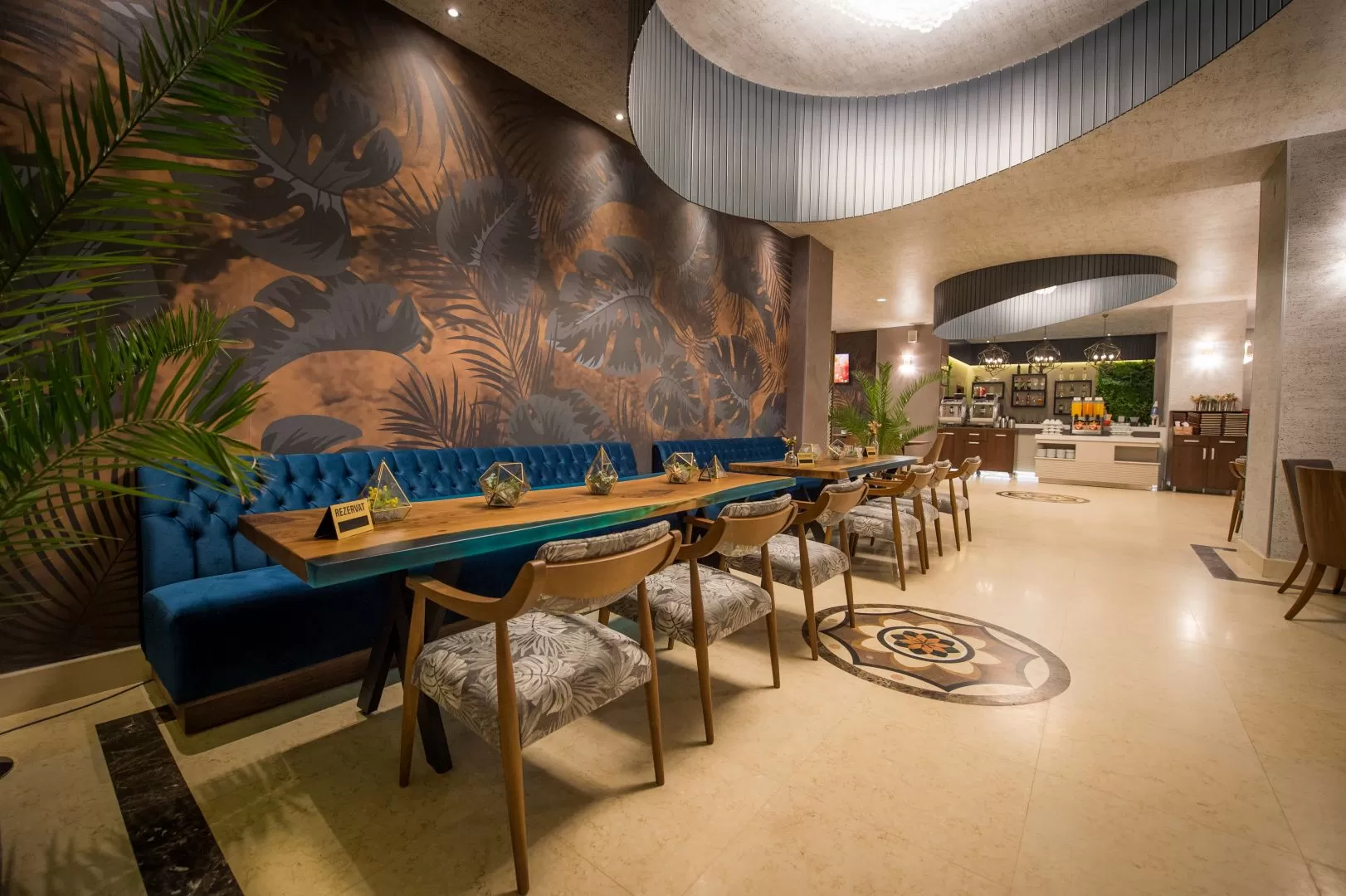 Ziua Internationala a Muncii 2025 Mamaia Hotel Malibu****