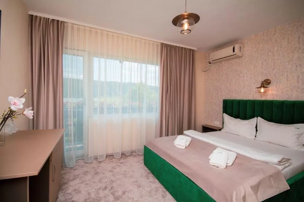 Vacanta 2026 in Clisura Dunarii Eselnita Pensiunea Danubia