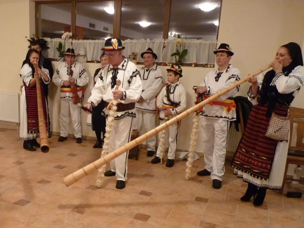 Craciun 2024 la Munte Apuseni Arieseni Vartop Pensiunea Skipass