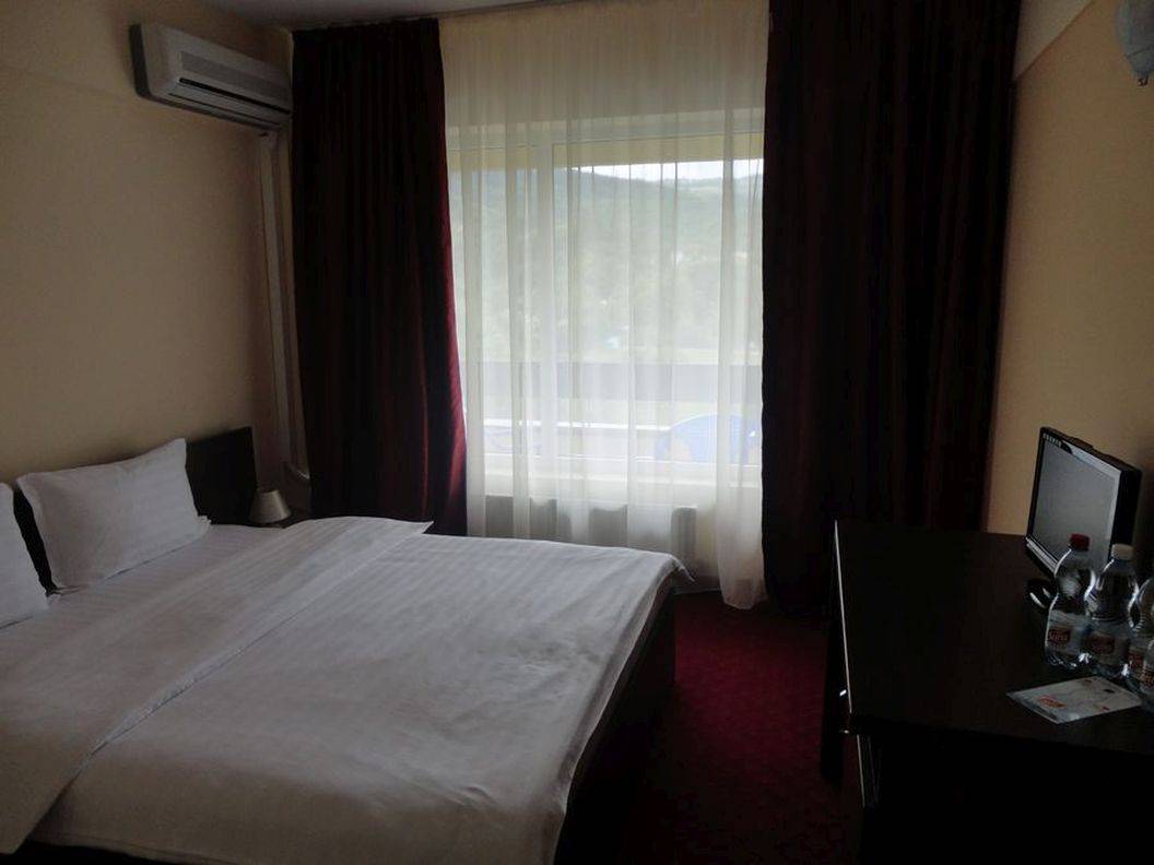 Vacanta la Munte 2024 Geoagiu Bai Hotel Diana