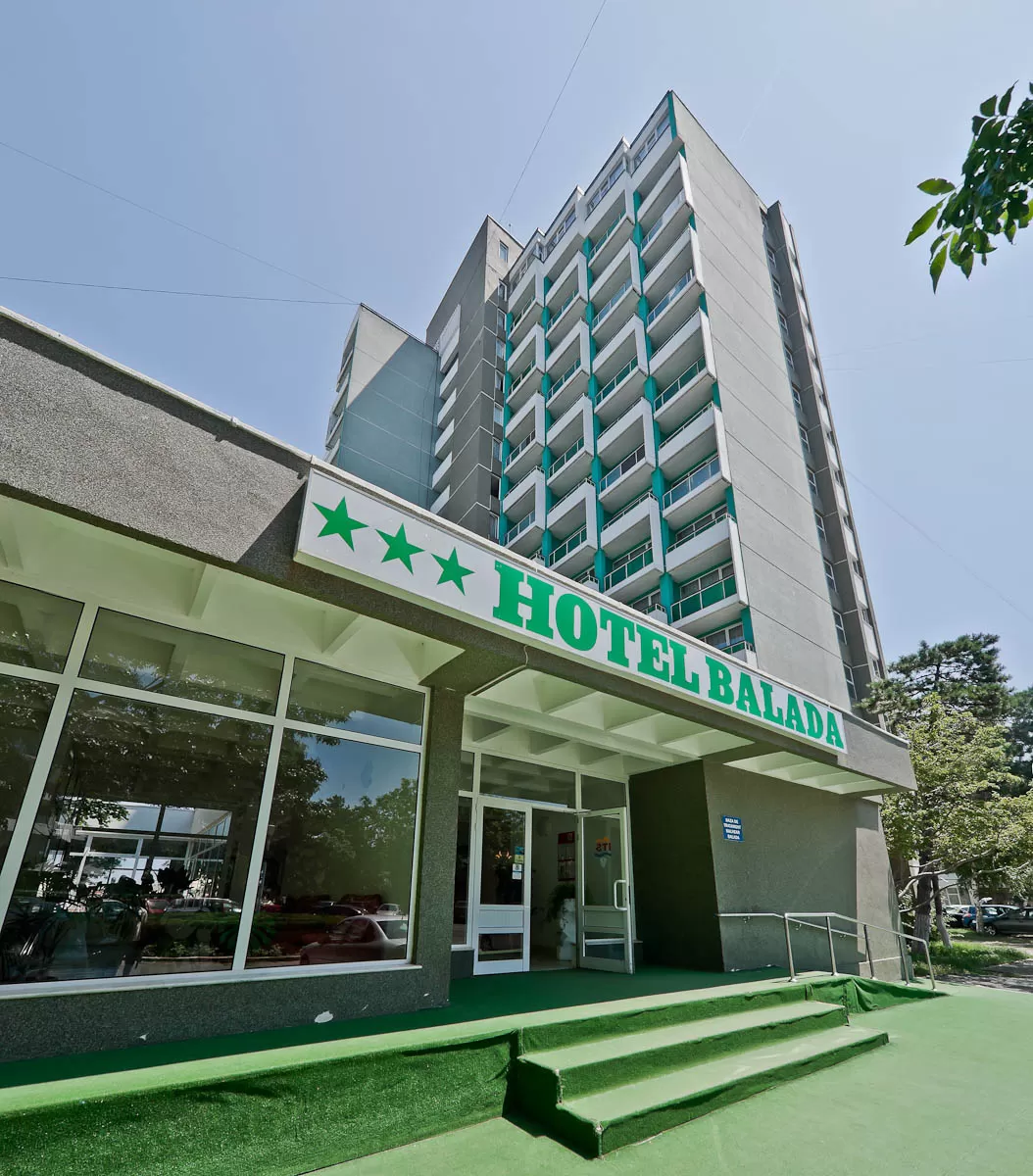 Litoral 2022 Saturn Hotel Balada***