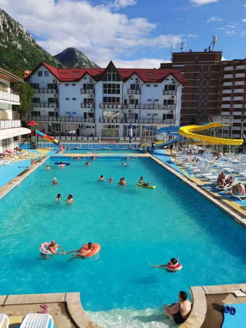 Decada Balneara 2025 Baile Herculane Complex Turistic Sara’s Sons