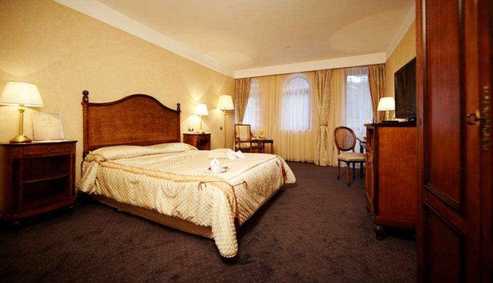 Schi 2020-2021 in Borovets Hotel Festa Winter Palace*****