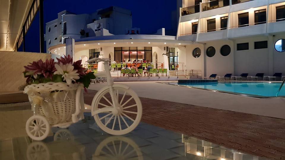 Sarbatori de Pasti 2025 Delta Dunarii Mahmudia Hotel Mon Jardin