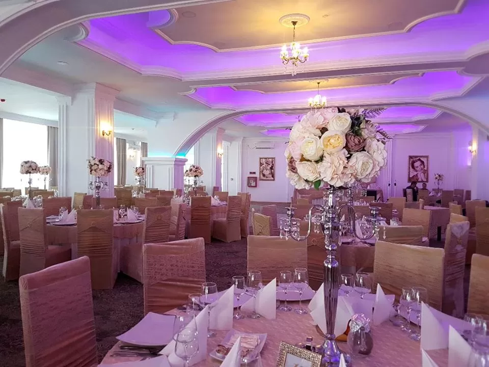 Cazare 2020 Alba Iulia - Hotel Tara**