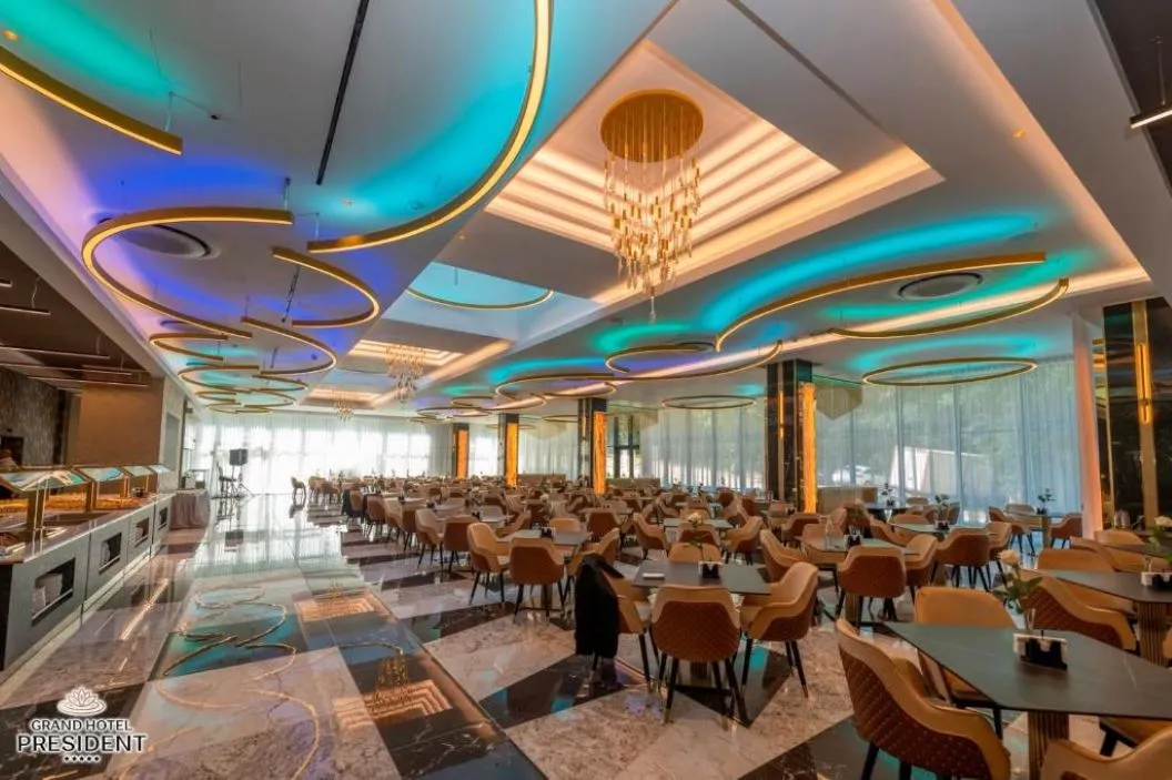 Revelion 2027 Baile Felix Grand Hotel President