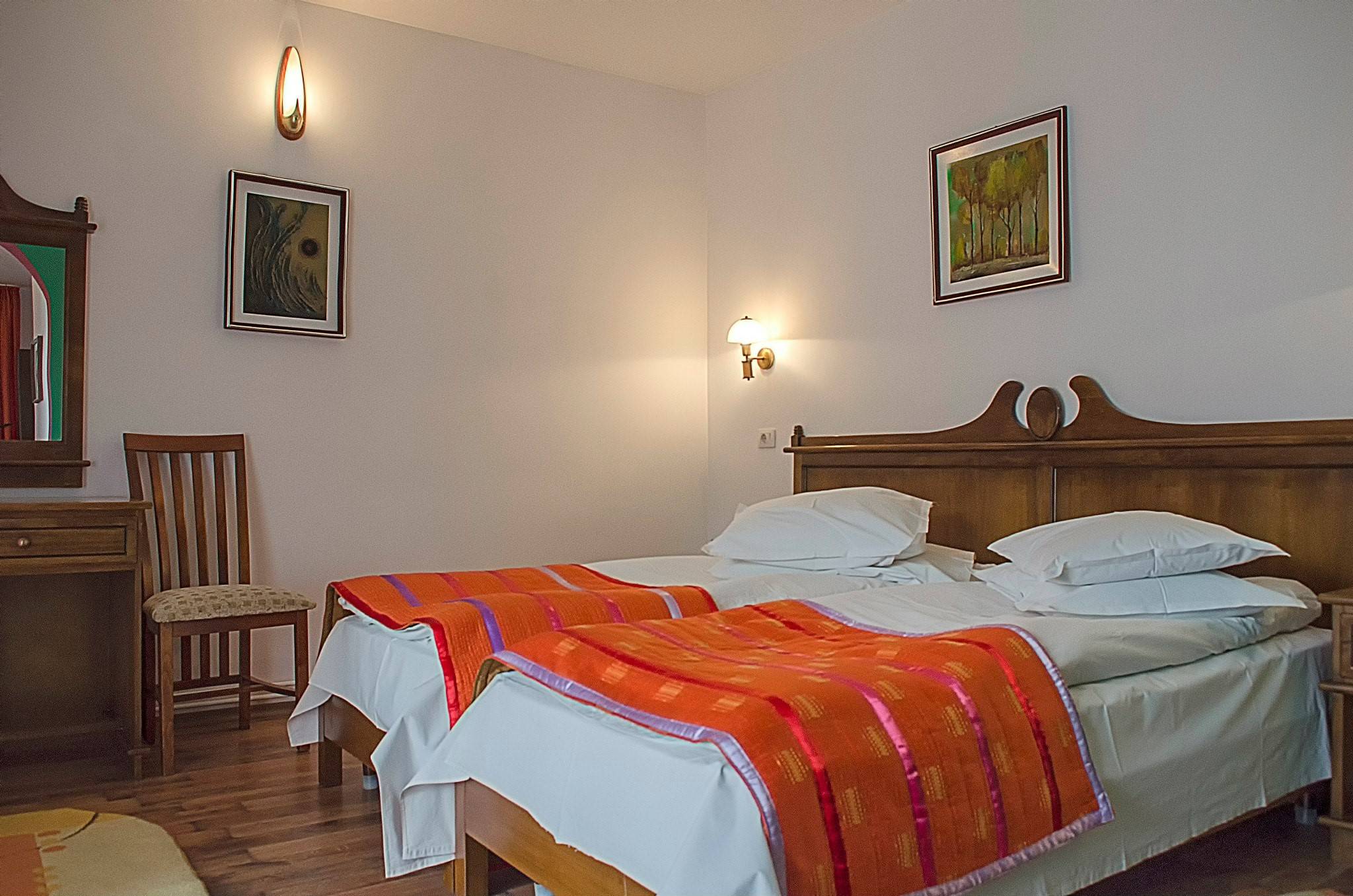 Sarbatori de Craciun 2023 Bucovina Voronet Complex Turistic Casa Elena****