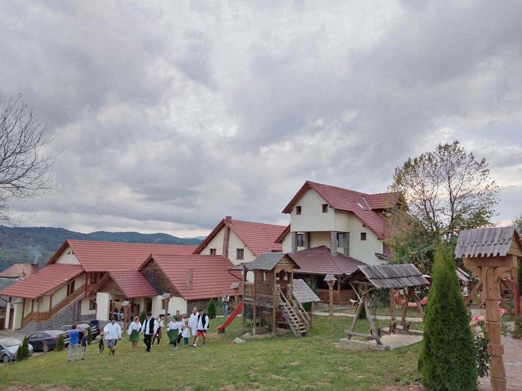 Sejur Maramures Nanesti Pensiunea Valea Branzei