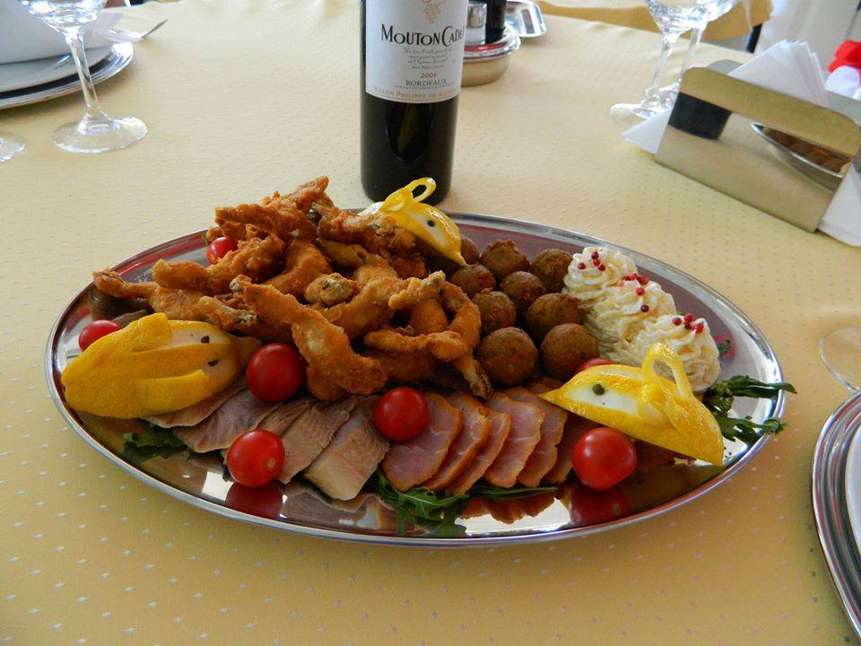 Sarbatori de Pasti 2025 Delta Dunarii Mahmudia Hotel Mon Jardin