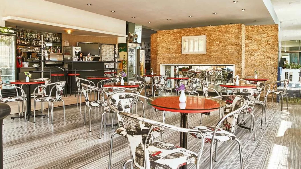 Revelion 2026 Ani de Liceu Drobeta Turnu Severin Hotel Continental Drobeta Turnu Severin