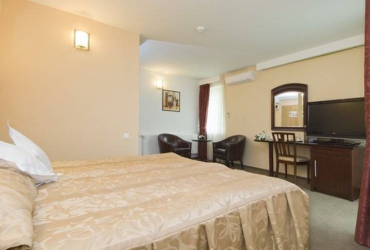 Cazare 2021-2022 Brasov Hotel Ambient****