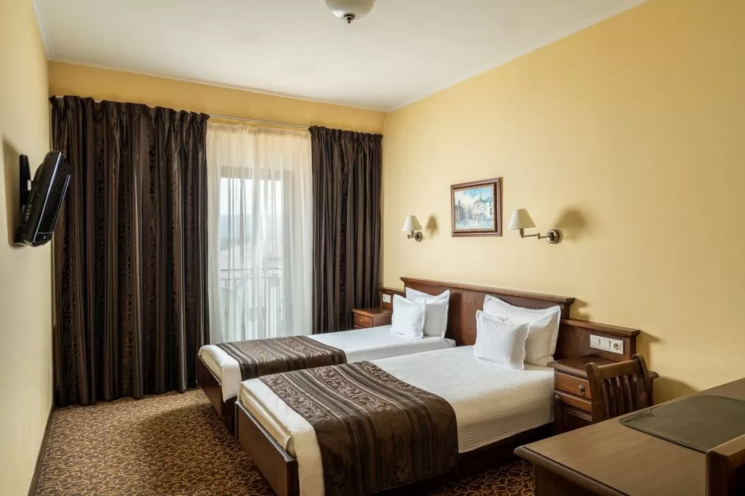 Cazare 2023 Sebes Hotel Leul de Aur****