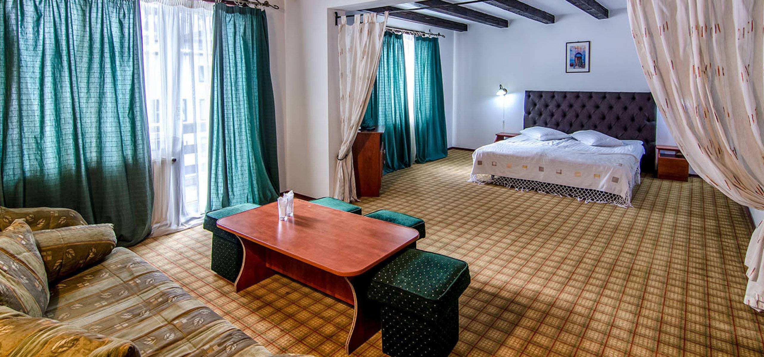 Vacanta la munte 2022 Cheile Gradistei Resort Moieciu***