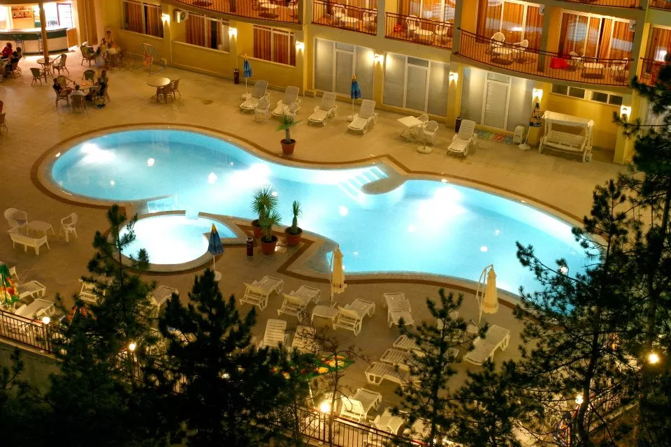 1 Mai 2020 Nisipurile de Aur Hotel Luna