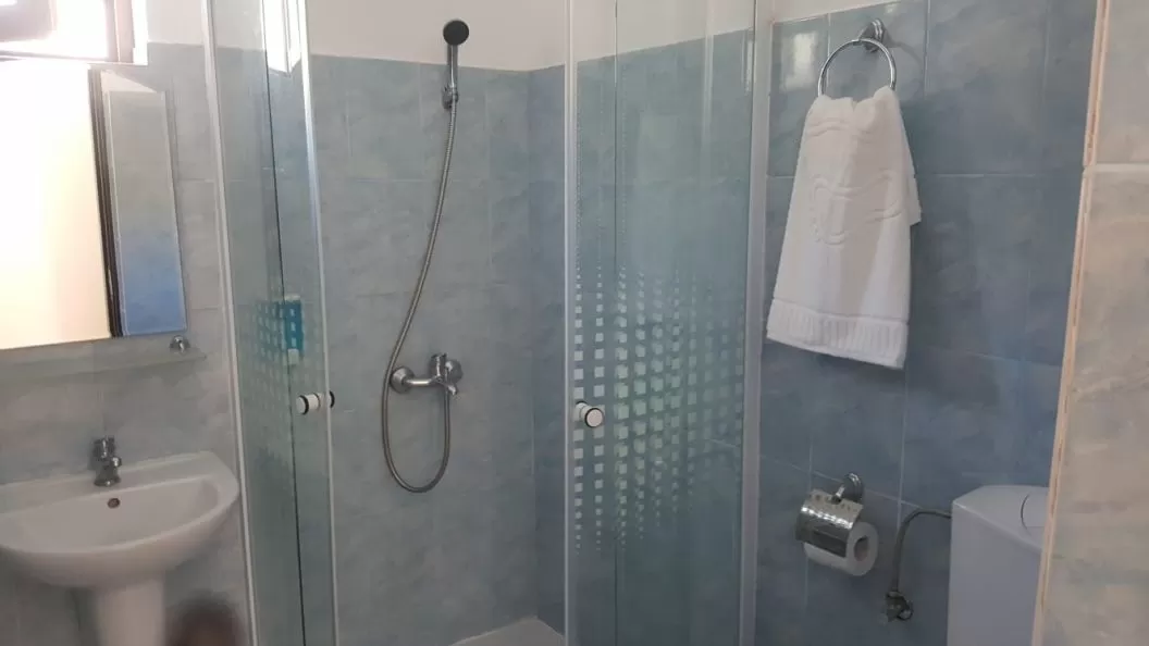 Sejur All Inclusive in Delta Dunarii 2025 Mila 23 Pensiunea Gigant Fish