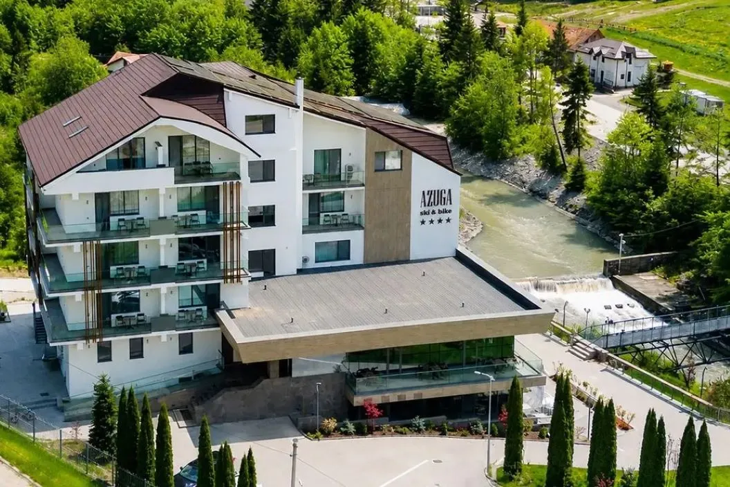 1 Decembrie 2026 Munte Azuga Hotel Azuga Ski & Bike Resort
