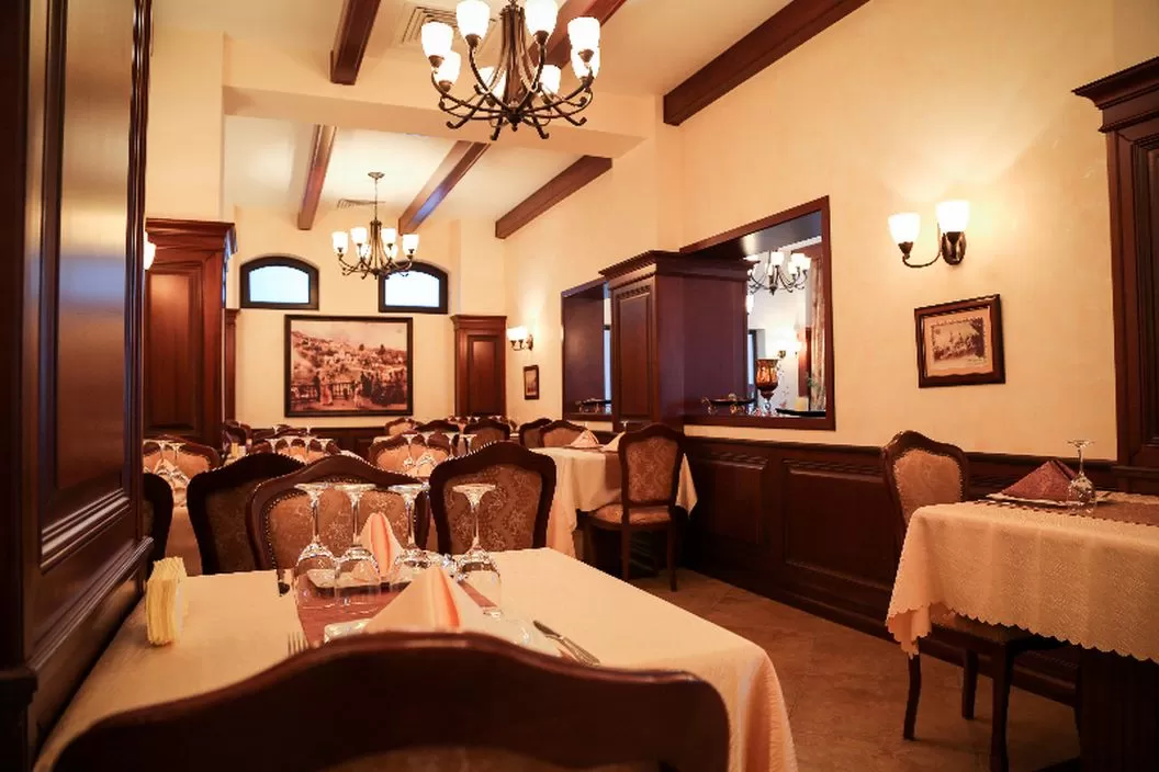 Weekend romantic 2025 la Sinaia Hotel Foisorul cu Flori****