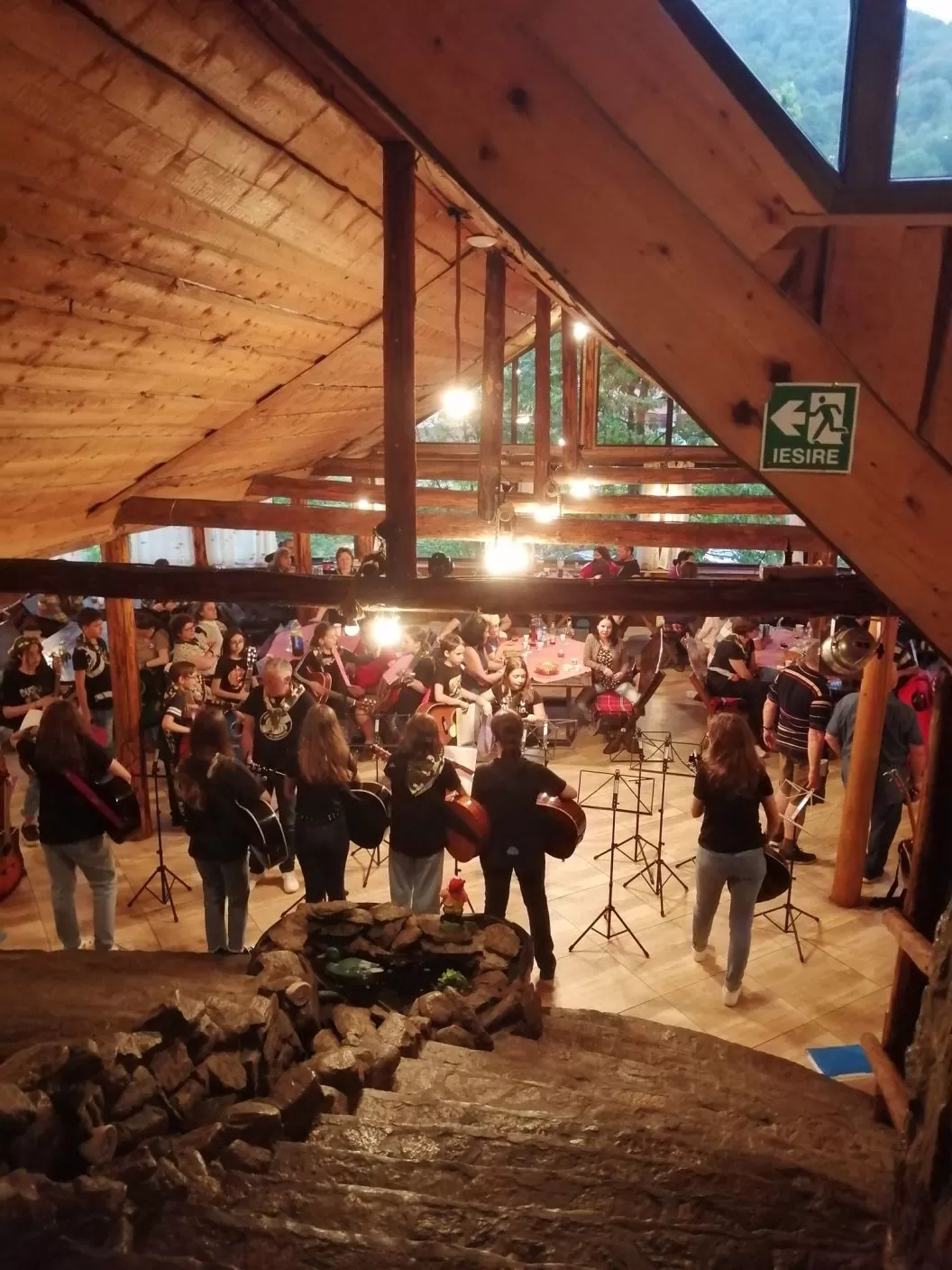 Craciun All Inclusive Traditional la Munte 2025 Marginimea Sibiului Rau Sadului Complex Turistic Nora