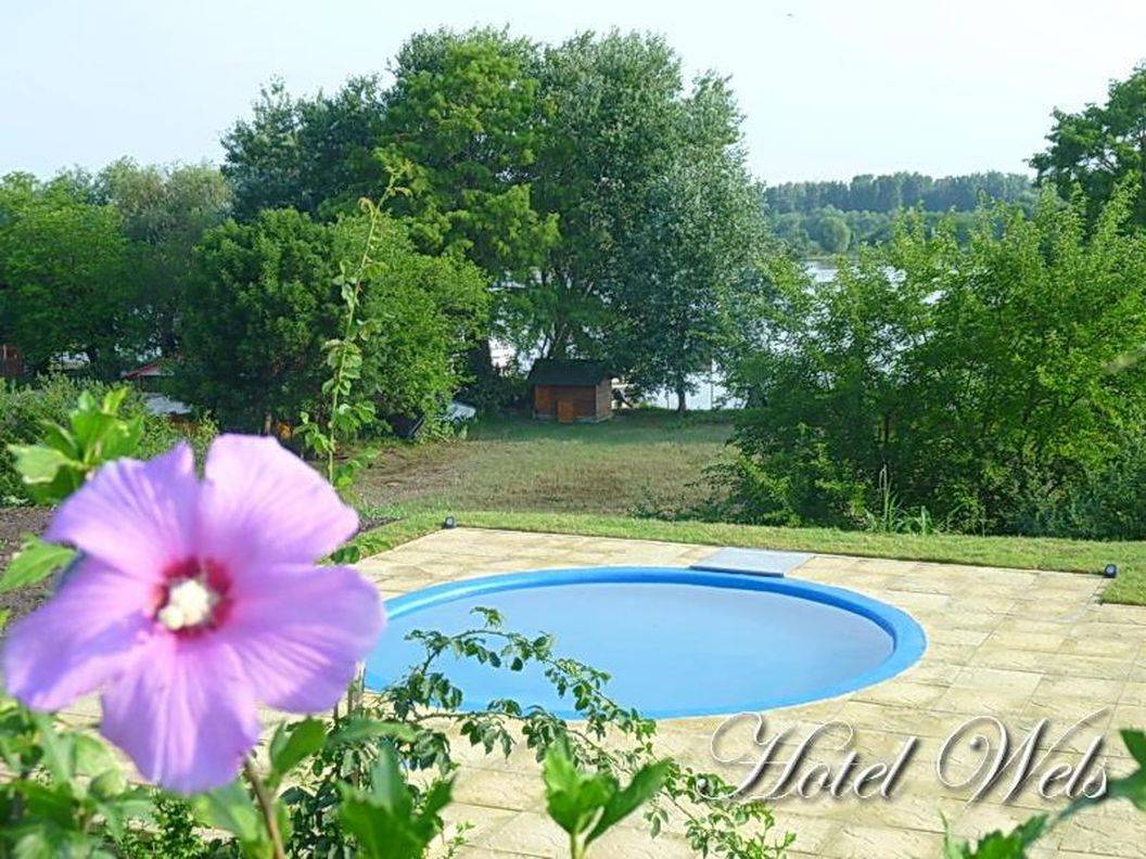 Sarbatori de Pasti 2025 Delta Dunarii Baltenii de Sus RESORT WELS