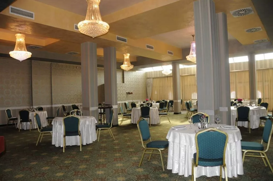 Revelion 2023 Maramures Baia Mare Hotel Romanita****