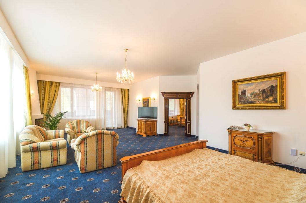 Craciunul 2022 in Poiana Brasov Hotel Aurelius Imparatul Romanilor*****