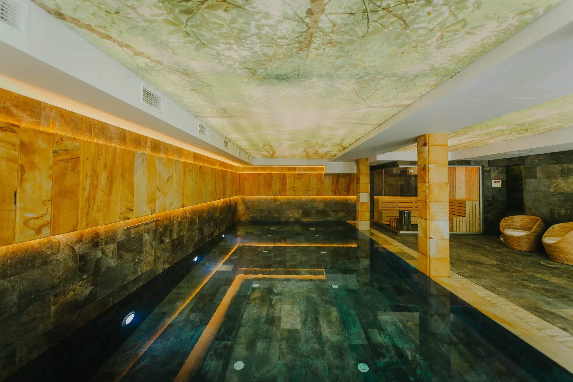 Vacanta in Maramures 2023 Baia Mare Firiza Complex Lostrita**** 