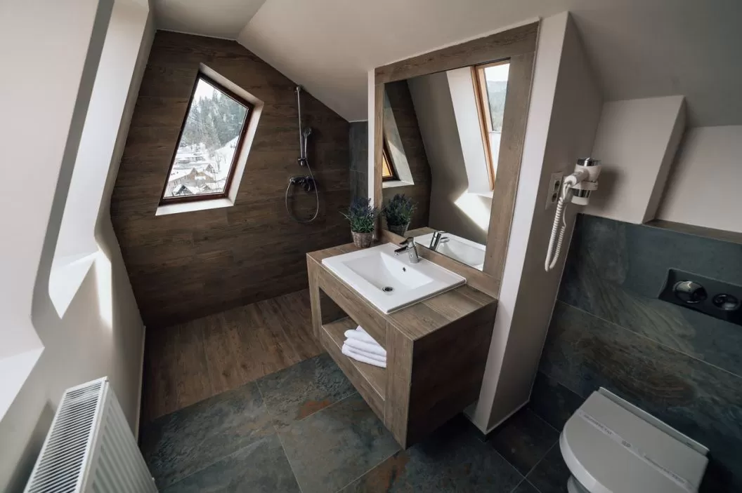 Sarbatori de Pasti 2023 Bucovina Voronet Popasul Domnesc Resort SPA****