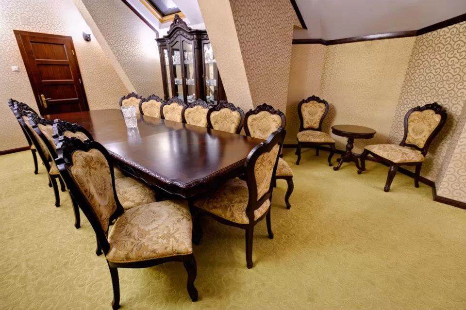 Cazare 2025 Constanta Hotel Carol***