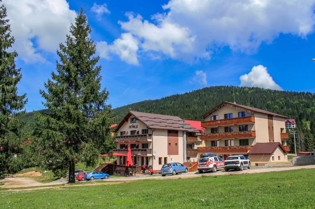 Craciun 2024 la Munte Apuseni Arieseni Vartop Pensiunea Skipass