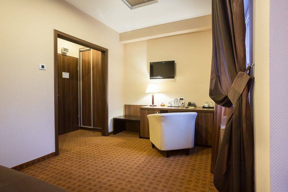 Cazare 2023 Bucuresti Hotel Inter Business****