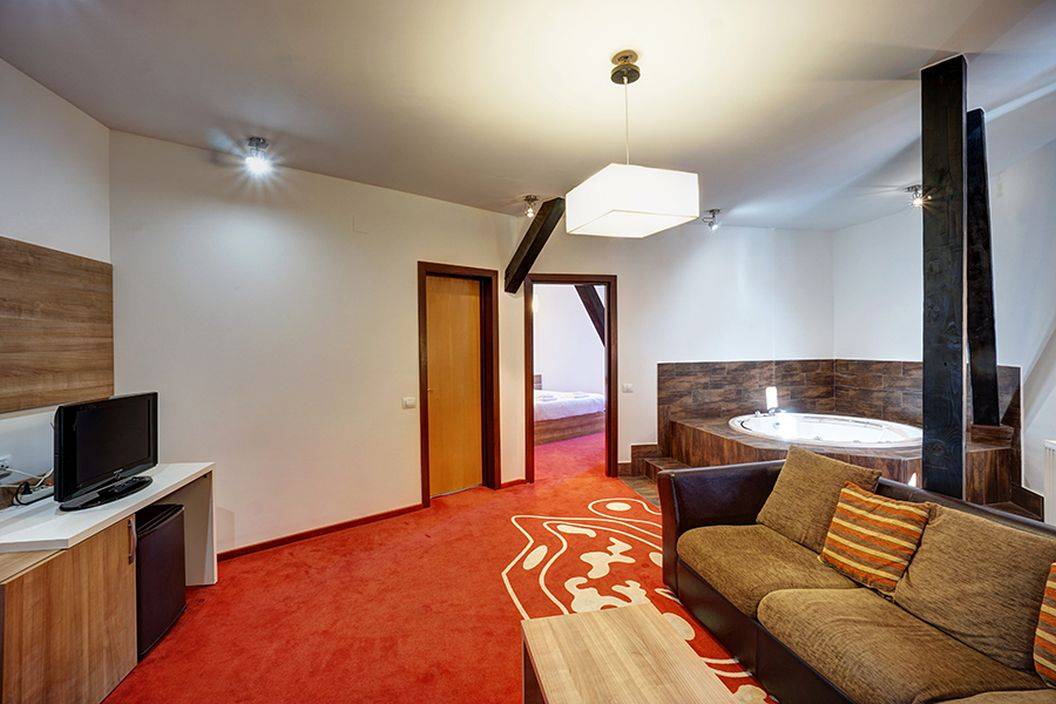 Cazare 2023 Brasov Hotel Ave Lux***