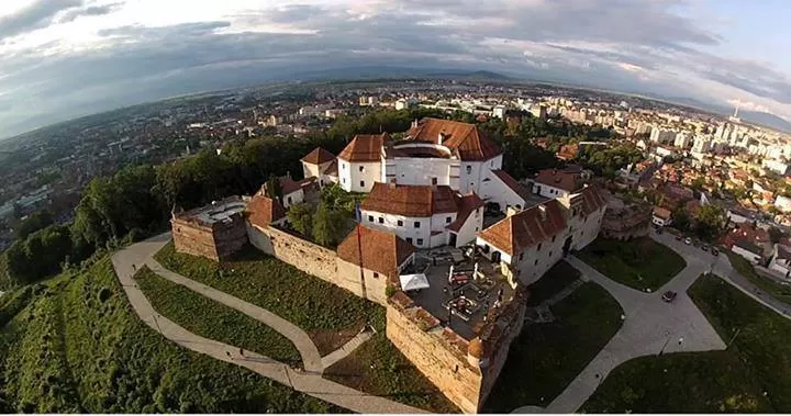 Cazare 2020 Brasov – Hotel Coroana**
