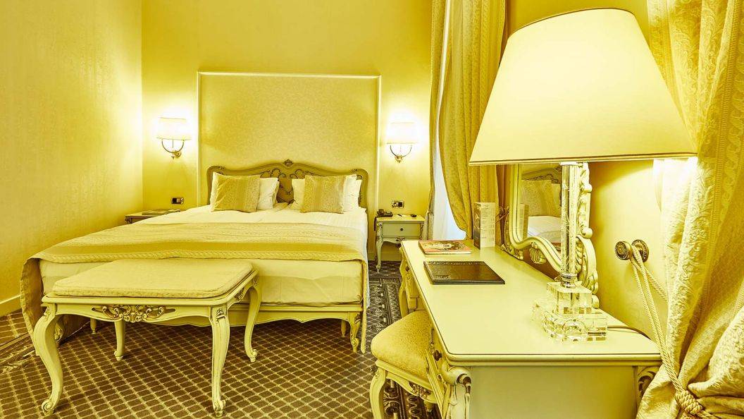 Cazare 2025 Bucuresti Grand Hotel Continental***** 