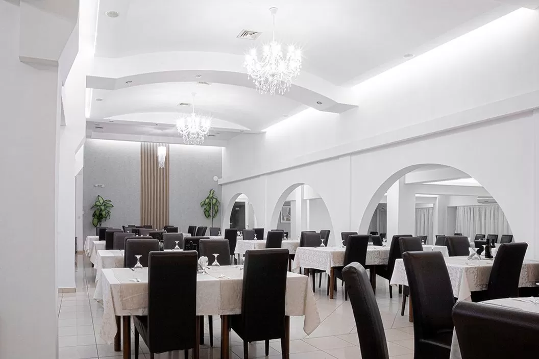 Sarbatori de Pasti 2025 Sibiu Hotel Apollo Central** 