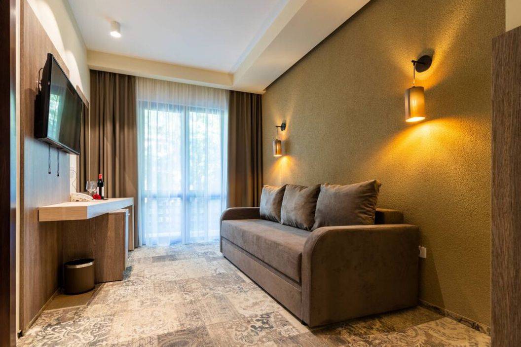 Revelion 2023 pe Valea Oltului Caciulata Hotel Izvoare****