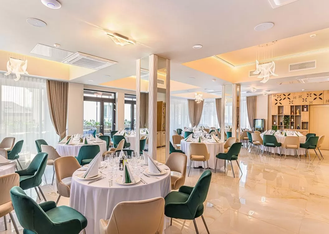 Sejur odihna 2024 in Bucovina Gura Humorului Hotel Dukat