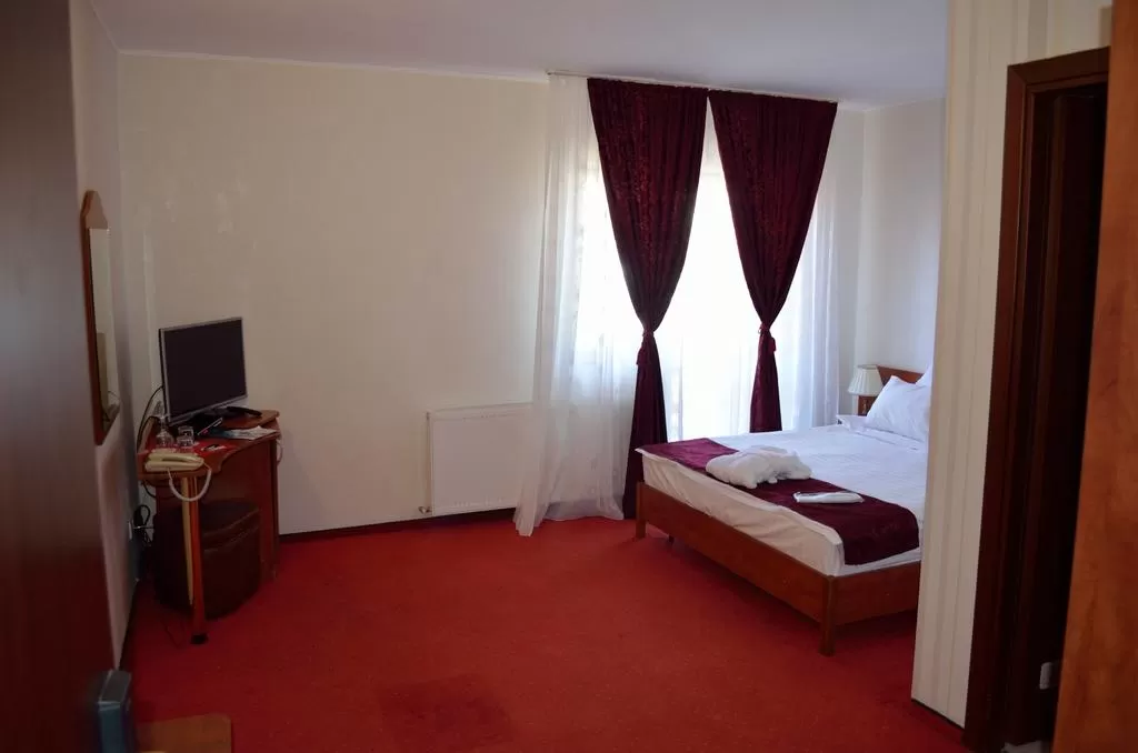 Sejur odihna 2023 Parang Hotel Rusu*** 