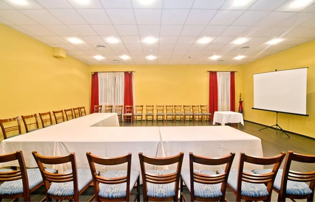 Cazare Craiova Hotel Bavaria**** 