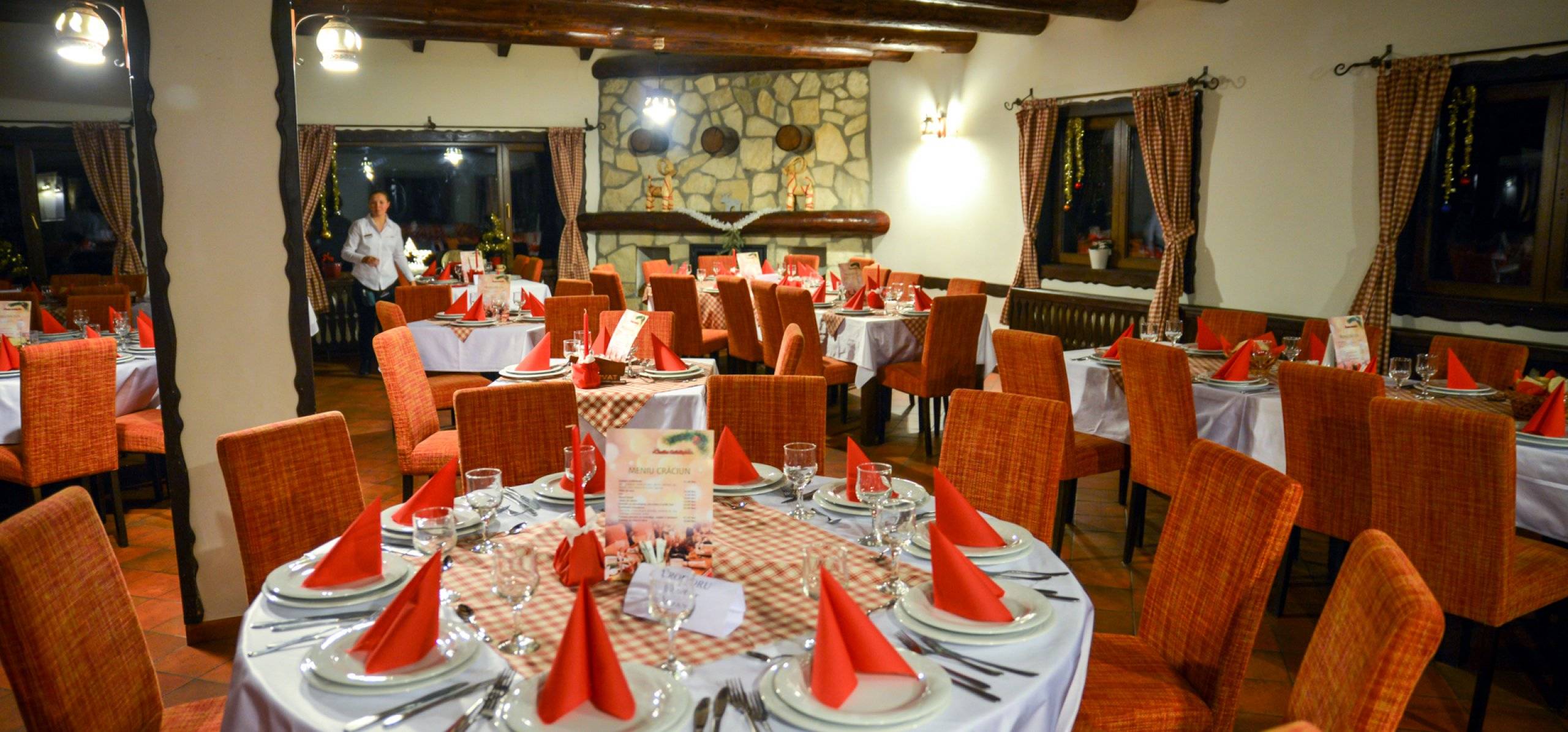 Vacanta la munte 2022 Fundata Resort Fundata*** 