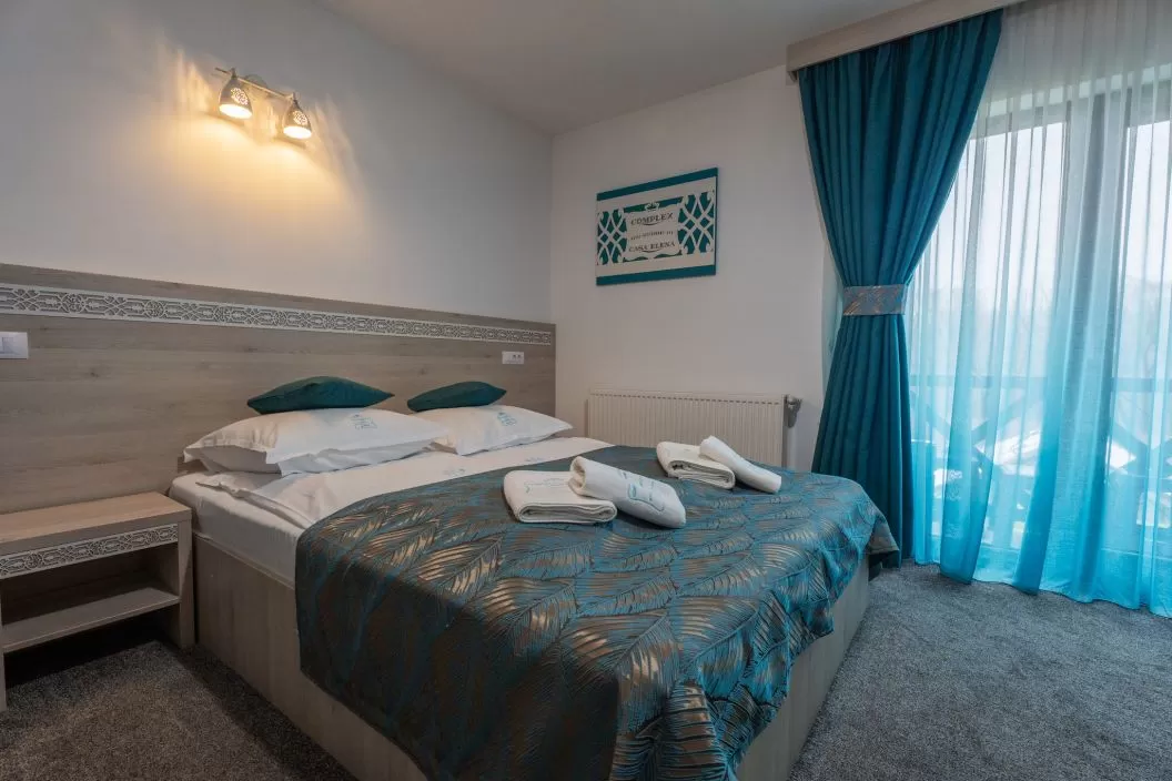 Sarbatori de Craciun 2025 Bucovina Voronet Complex Turistic Casa Elena